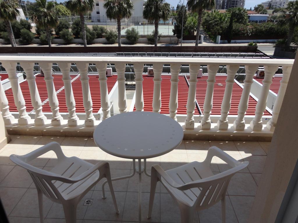 Athena Villa Айя-Напа Экстерьер фото