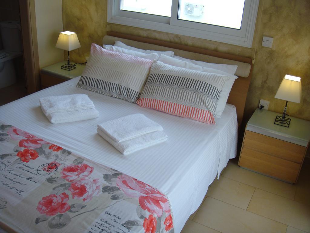 Athena Villa Айя-Напа Экстерьер фото